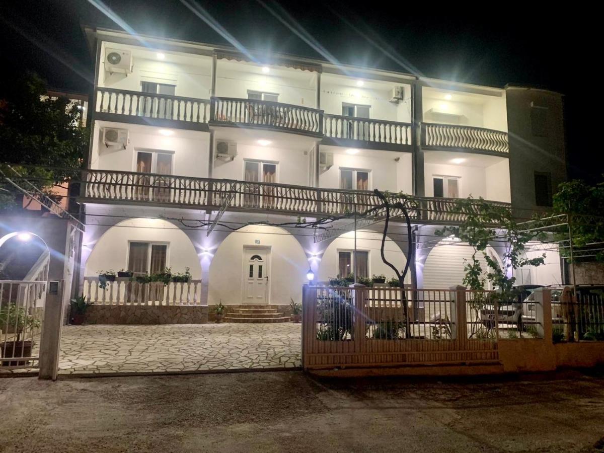 Apartments Sr Ulcinj Eksteriør billede